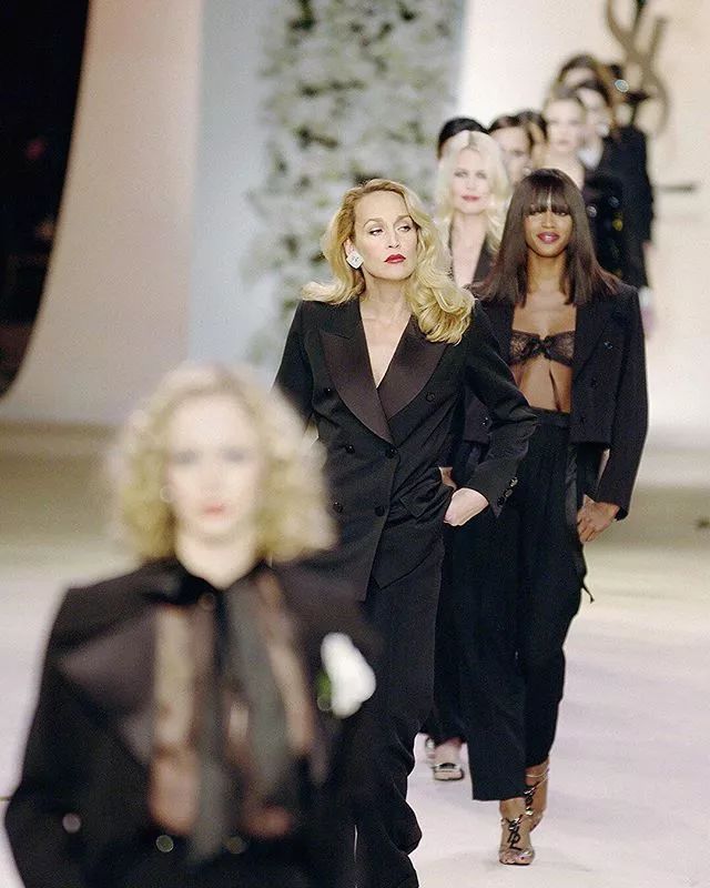 奢侈品电商狂打折，JW、SW、TF低至5折……