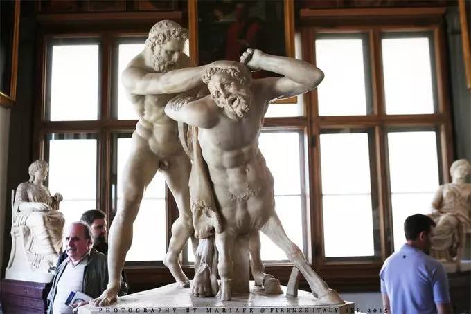 第一次去欧洲去西班牙还是意大利,没出过国第一次可以去欧洲吗