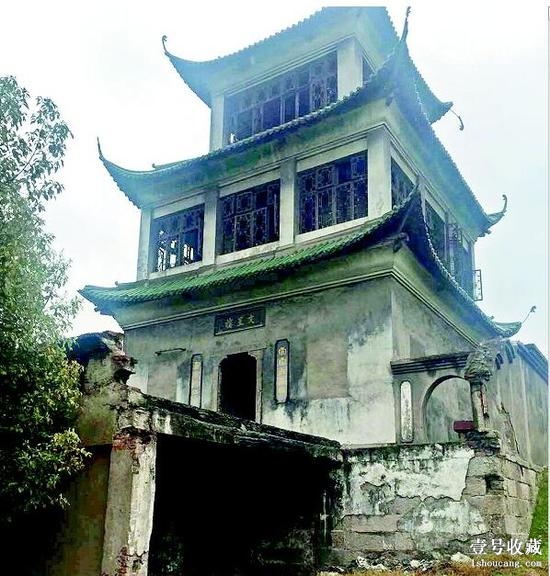 壹闻：美女用身体做画布艺术还是噱头