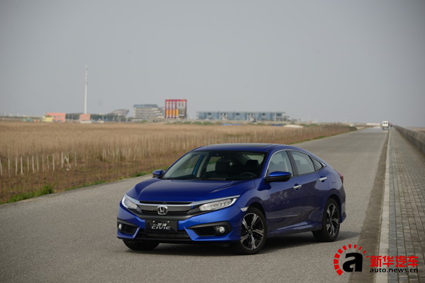 本田十代思域下雨天试驾,东风本田第十代思域试驾