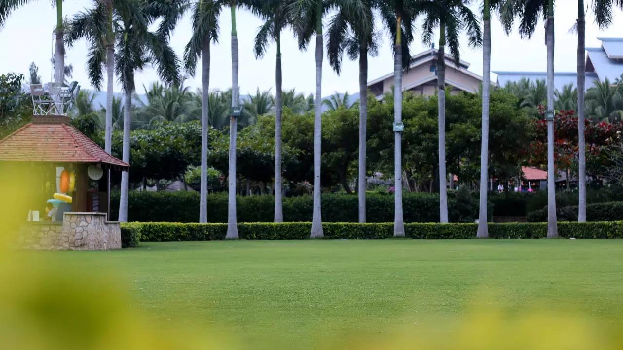 三亚万豪度假酒店攻略,三亚假日度假酒店攻略