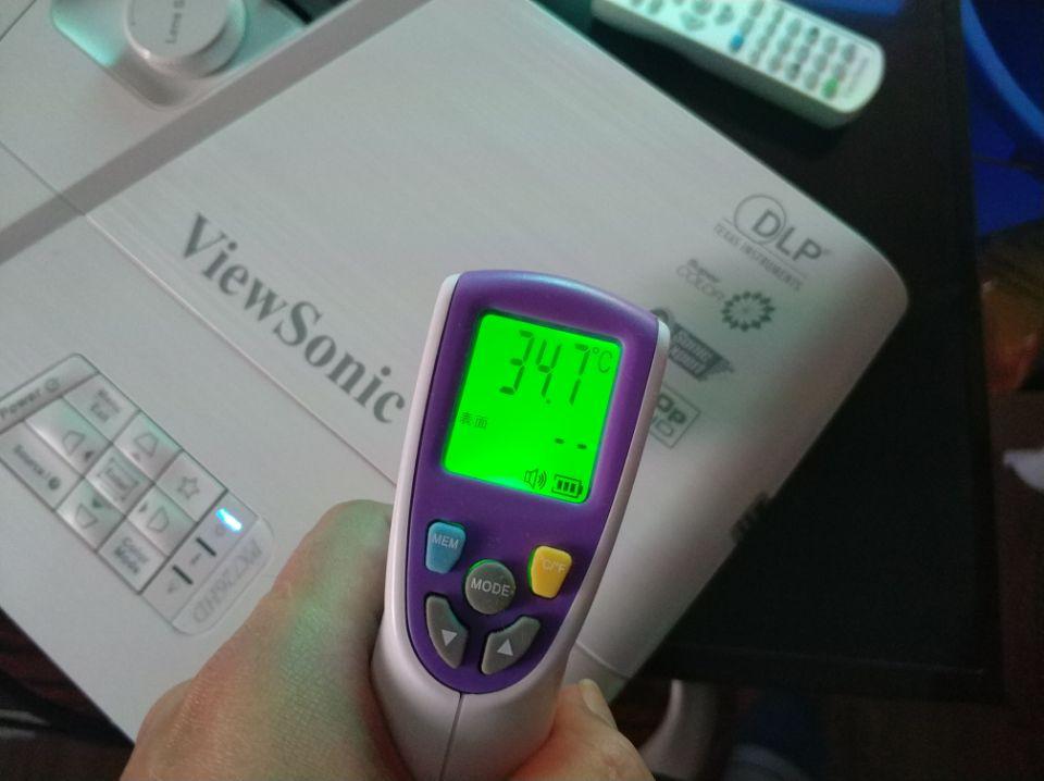 入门级家庭影院配置方案,优派px726hd投影机