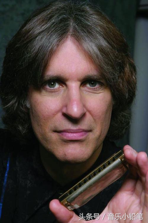 为什么口琴大师演奏时要换琴？答案在这里~