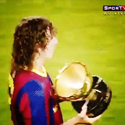 小罗扭屁股射门,小罗蝎子摆尾进切尔西一个球