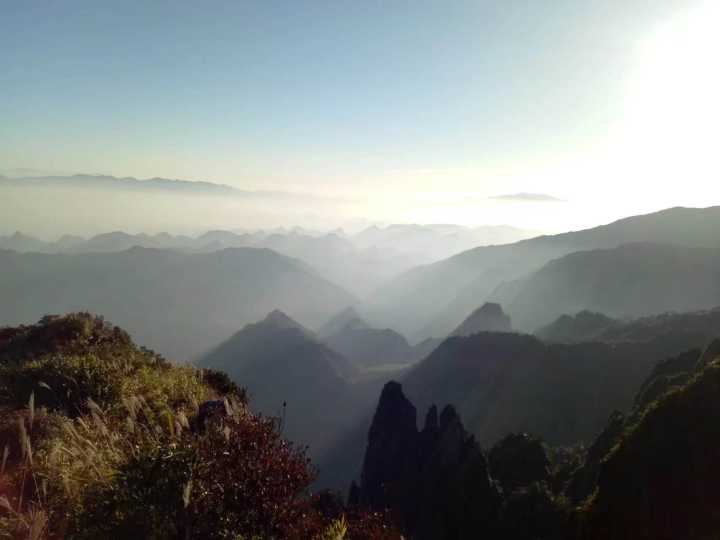 带你们看看湖南的大山风景,湖南一座被遗忘的山