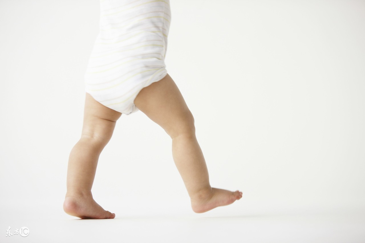 面对婆婆的礼物，儿媳坚拒不收，儿子竟然还与老婆一个鼻孔出气