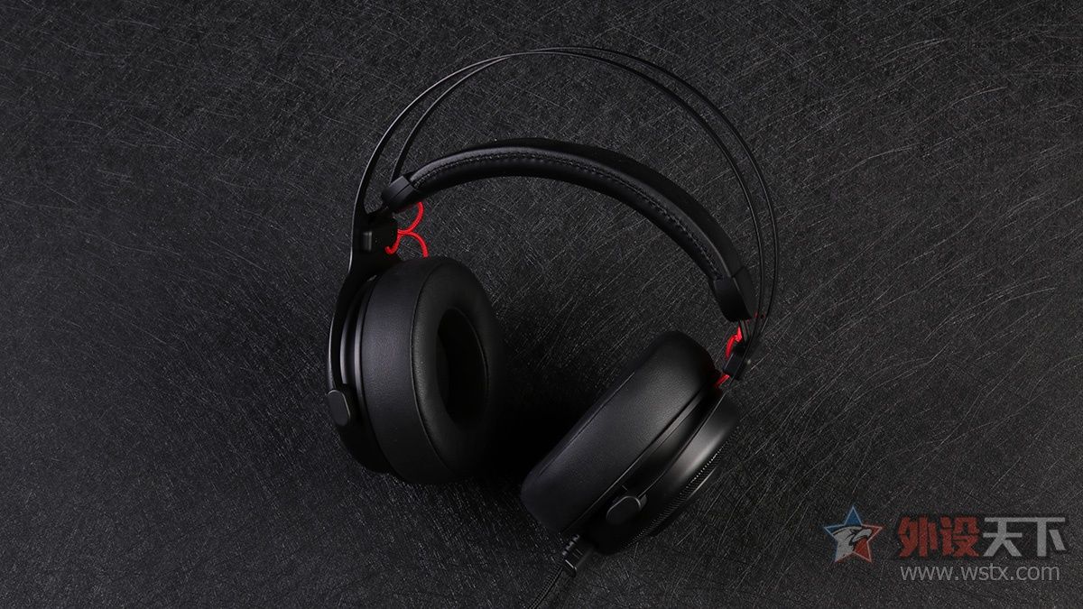 暗影精灵800耳机有几种样子,惠普暗影精灵系列性价比