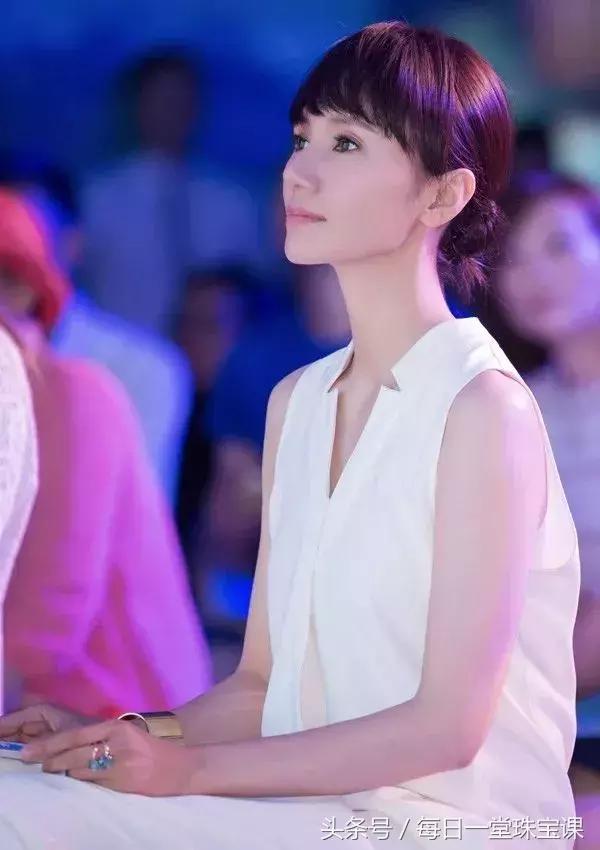 标价很高实际很便宜的品牌,价格一两万的奢侈品包包