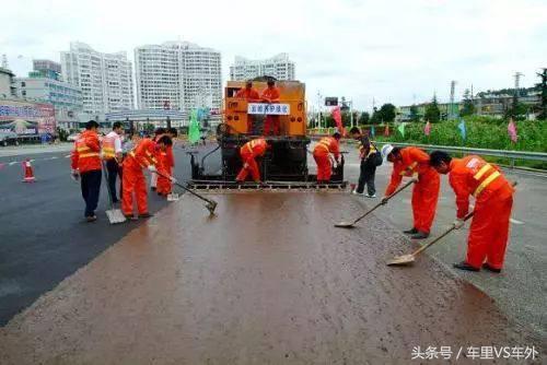 4s店剩的机油有什么用,4s店废旧机油可以用吗