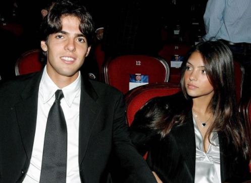 卡卡为梦想豪赌失败，但他有两点仍是足坛独一无二的存在