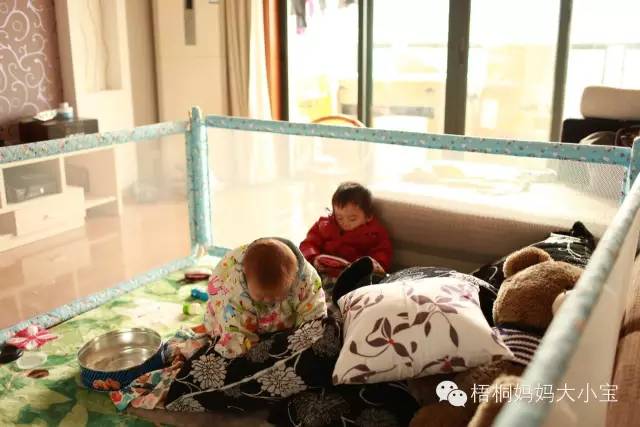 宝宝学走路用学步带还是学步车,宝宝学走路时用学步车还是学步带