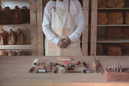 男生如何选适合自己的包,男士如何选择合适自己的包