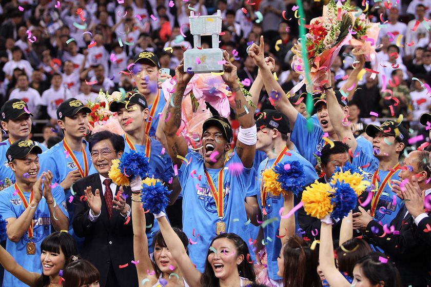 老马退役全过程,96黄金一代全员退役