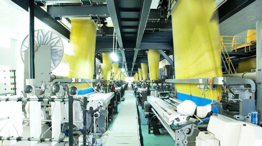 纺织厂工资低不想干了,服装纺织厂的前景怎么样