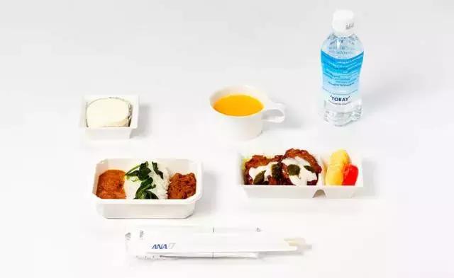 最新评选全球航空公司Top10,经济舱也能坐出头等舱的感觉!