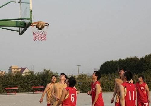 三种突破技巧教学野球场非常实用,有哪些实用又不犯规的野球动作