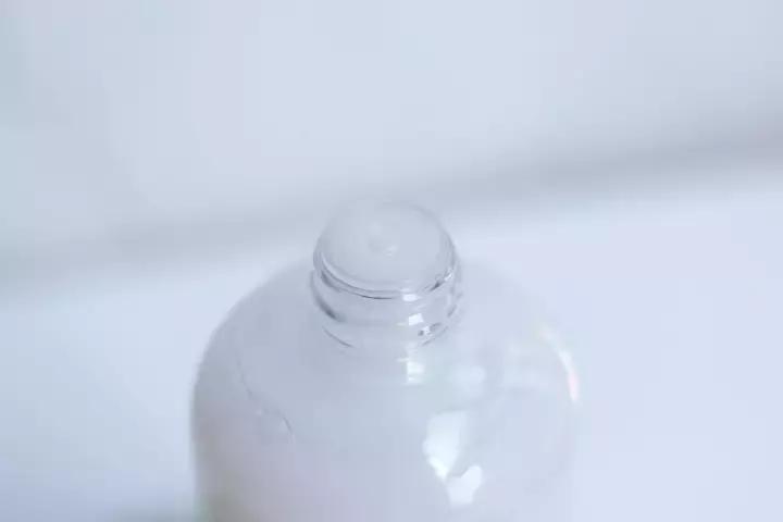 补水唇膏乳液推荐平价 (面膜水乳霜推荐)