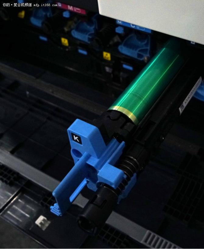 柯尼卡美能达bizhubC458评测：可以是最可靠的企业彩印解决方案