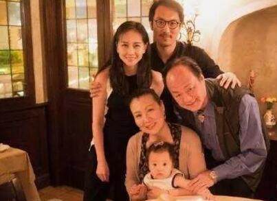 唯一的男性肉弹明星，古龙为他骂哭成龙，今71岁成这样