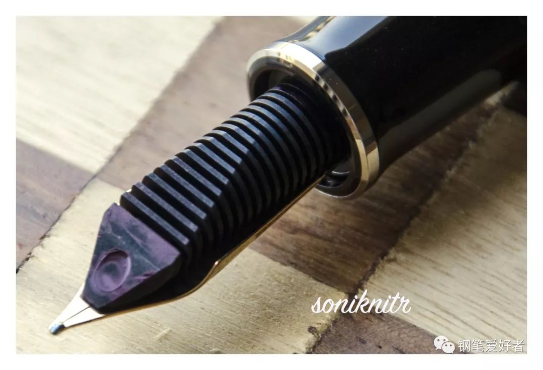 百利金m800和m805选哪个,5元老式钢笔测评