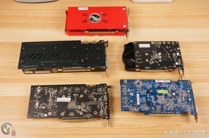 有的变电子垃圾，有的只能当亮机卡，晒晒手中还能用的十张显卡