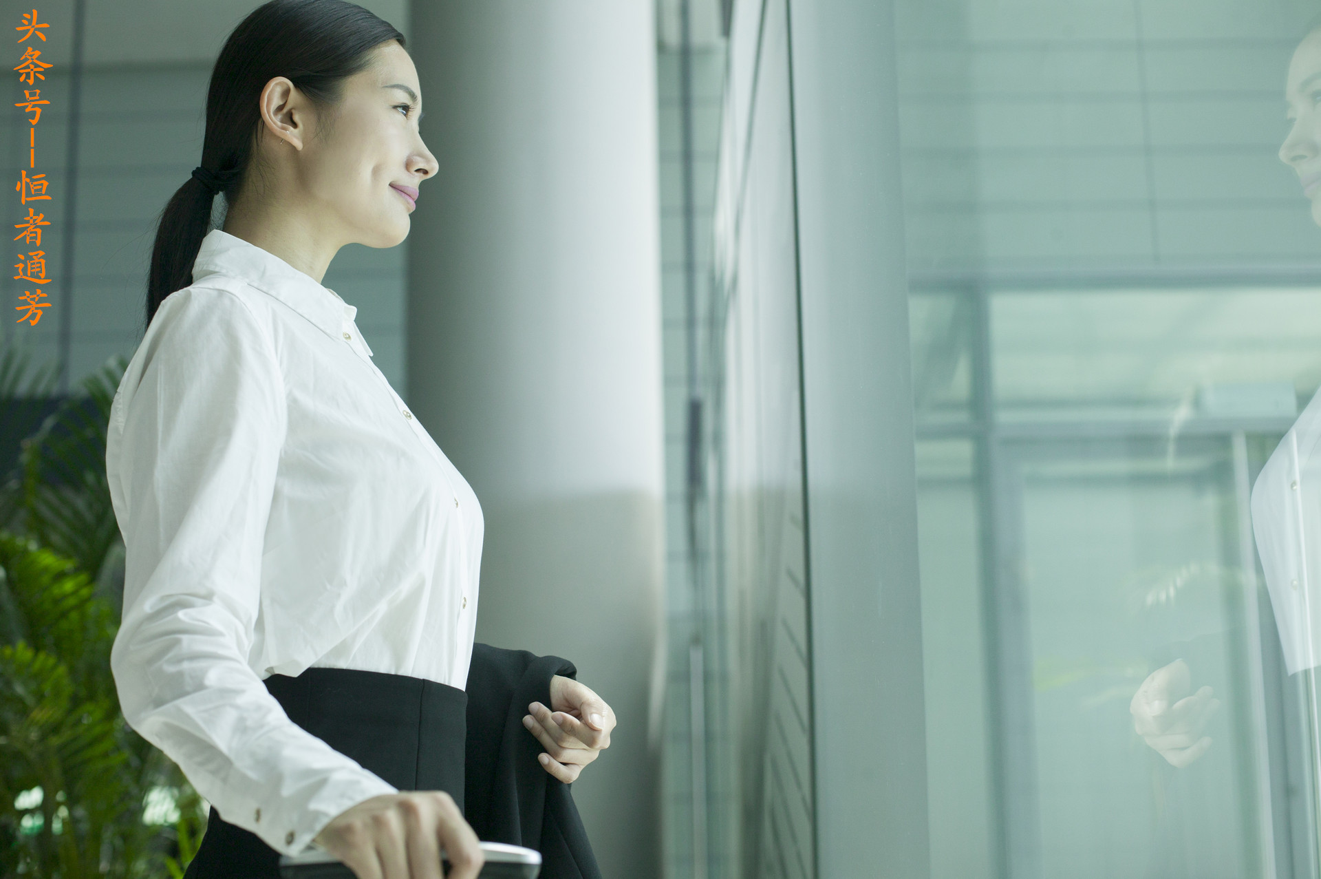 乘坐飞机携带白酒有哪些规定,乘坐飞机酒类如何携带