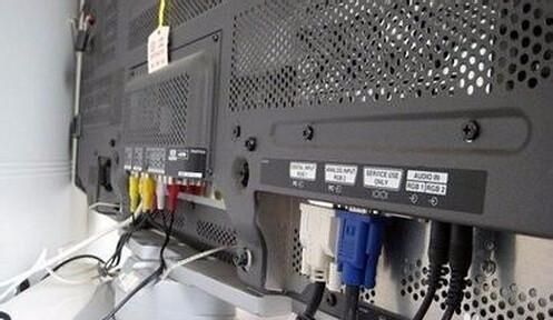 电脑hdmi连接电视怎么设置,电脑跟电视连接怎样更清晰