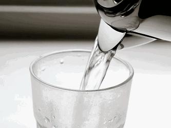 用开水烫碗筷真正的杀菌吗,用开水烫碗筷可以起到消毒的作用