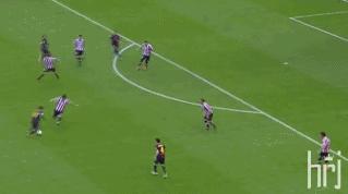 马拉多纳过人和梅西过人,过人就像过马路一样谁说的