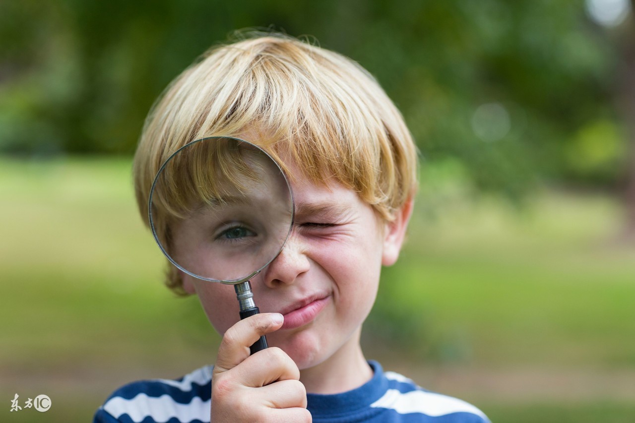 小孩子上吐下泻上呼吸道感染咳嗽,小孩上吐下泻是感染什么病毒