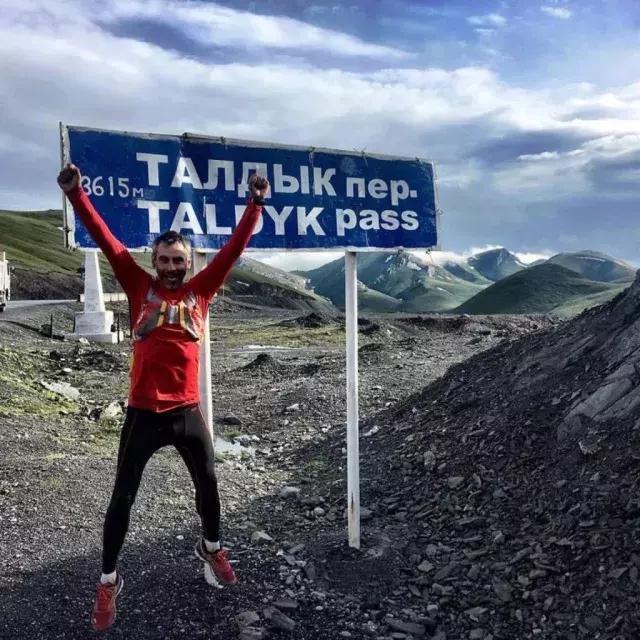 9个月1万多公里，跑烂40双鞋，中国女婿从德国跑到上海，撑得吗？