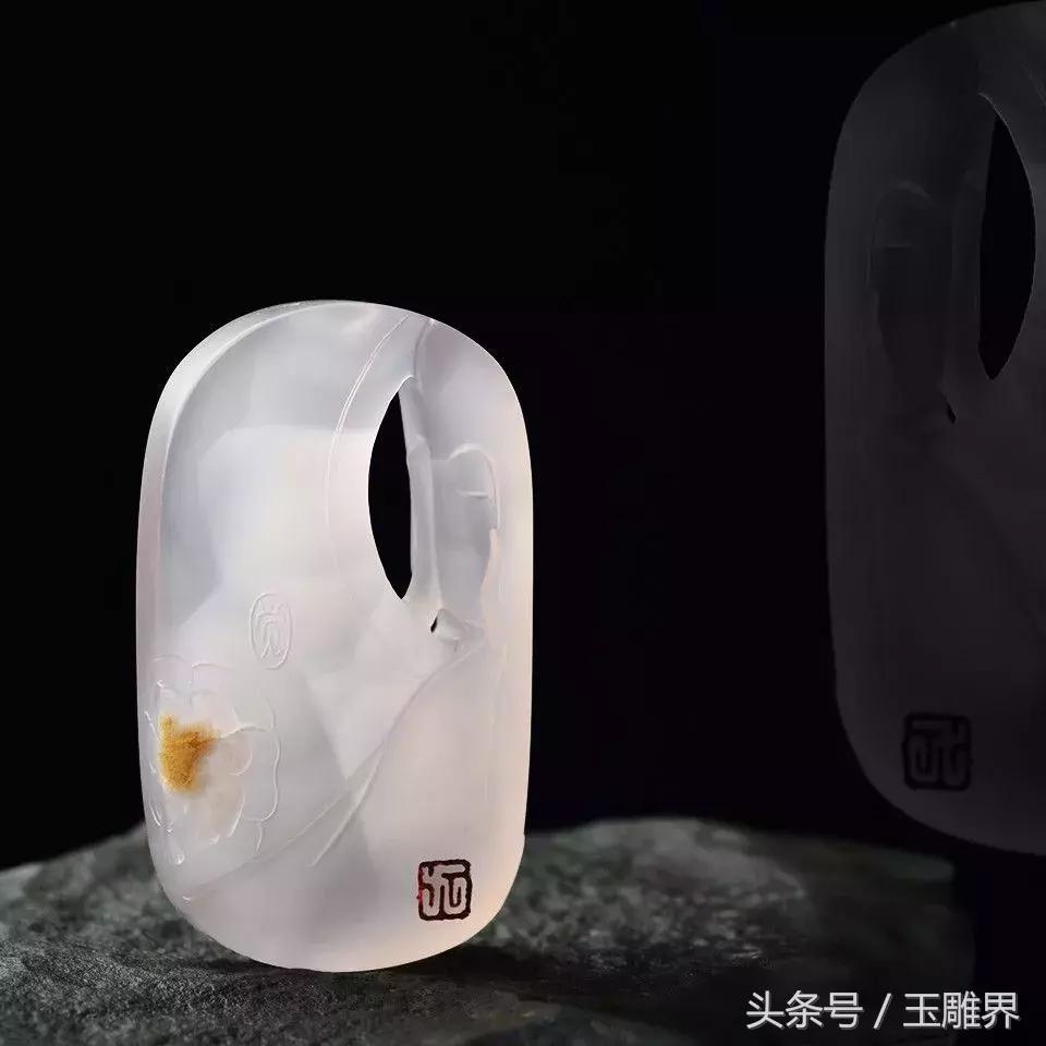 玛瑙雕刻图片大全,天然玛瑙百元以下的雕刻挂件