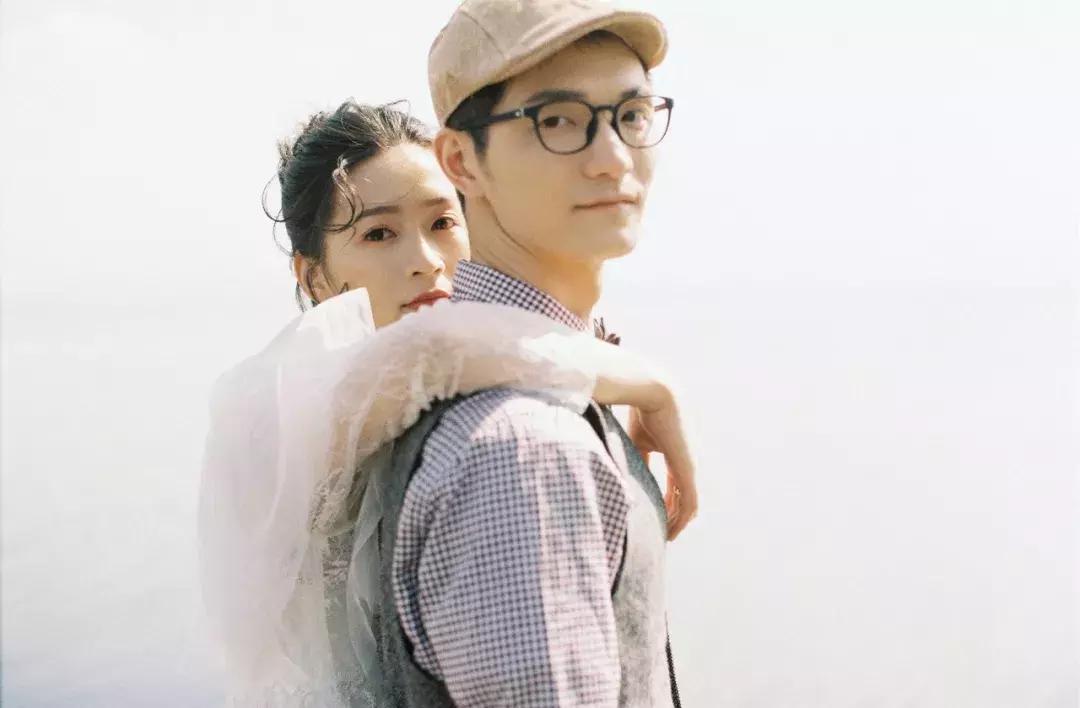 最推荐的3种婚纱照风格,4种经典婚纱照风格