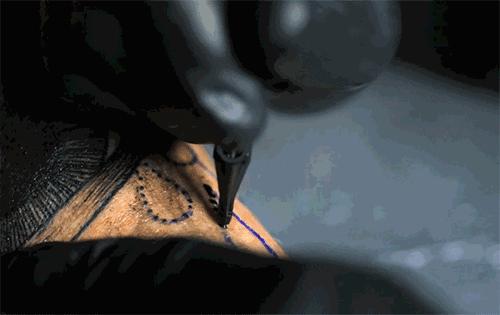 纹身是什么样子的体验,纹身是怎样的体验