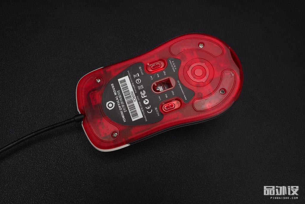 首发咖玛iomini游戏鼠标拆解评测