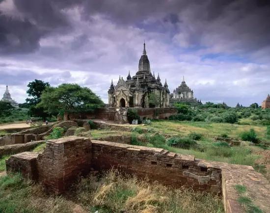 去越南岘港落地签证多少钱,去越南岘港需要什么手续和签证