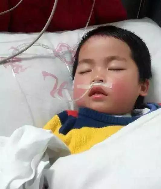 孩子吃了糖丸后遗症,外地儿童在浙江打疫苗吃糖丸