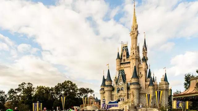 旅游购物美食退税规定,国外旅游购物退税