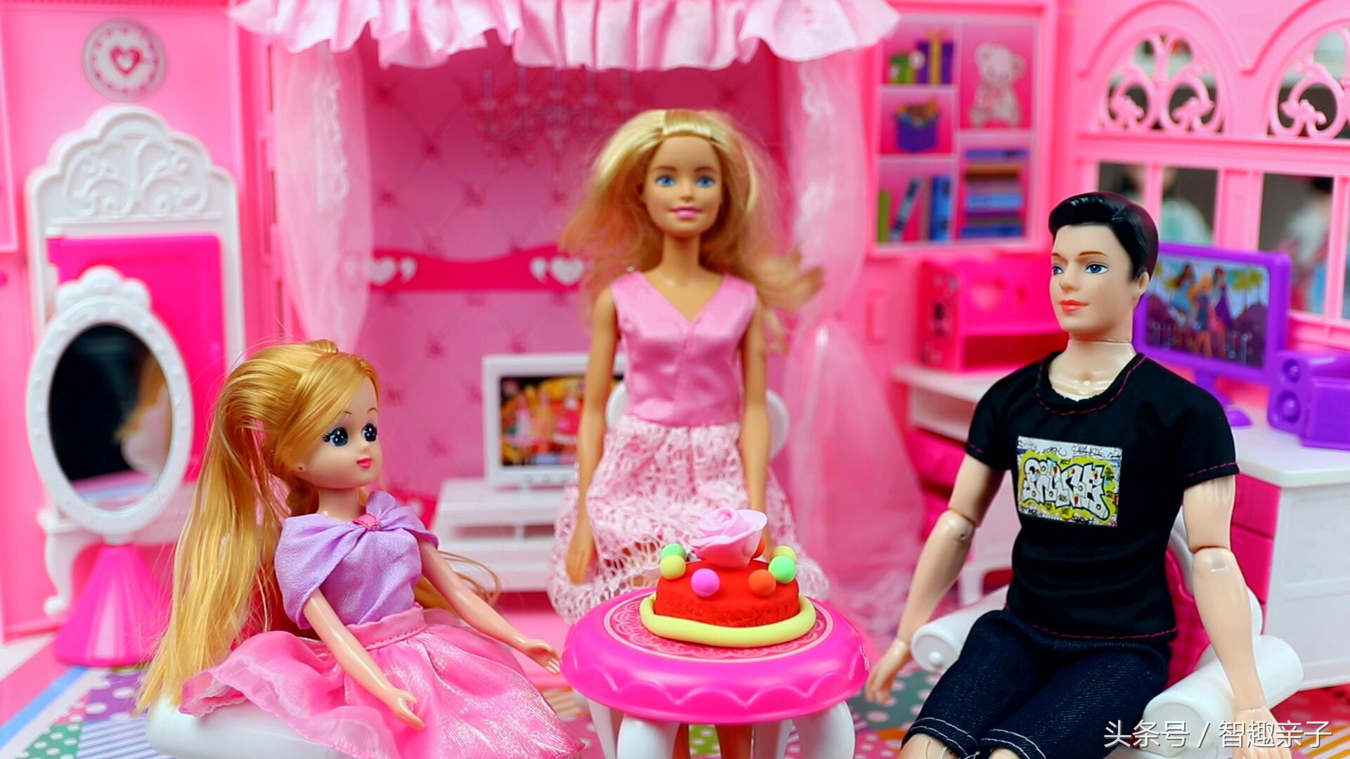 芭比娃娃过家家故事,芭比娃娃过圣诞节玩具故事