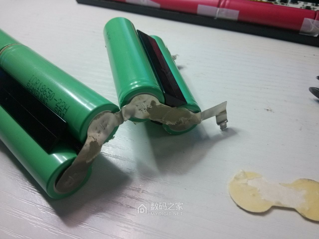 e430c笔记本电池换电芯教程,e47a笔记本电池更换电芯教程