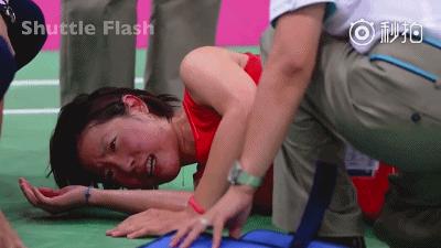 李宗伟经典瞬间比赛回放,羽毛球场上的落泪瞬间