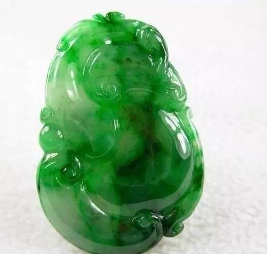 「珠宝小课堂」网购翡翠神仙图,实物丑的让你想不到