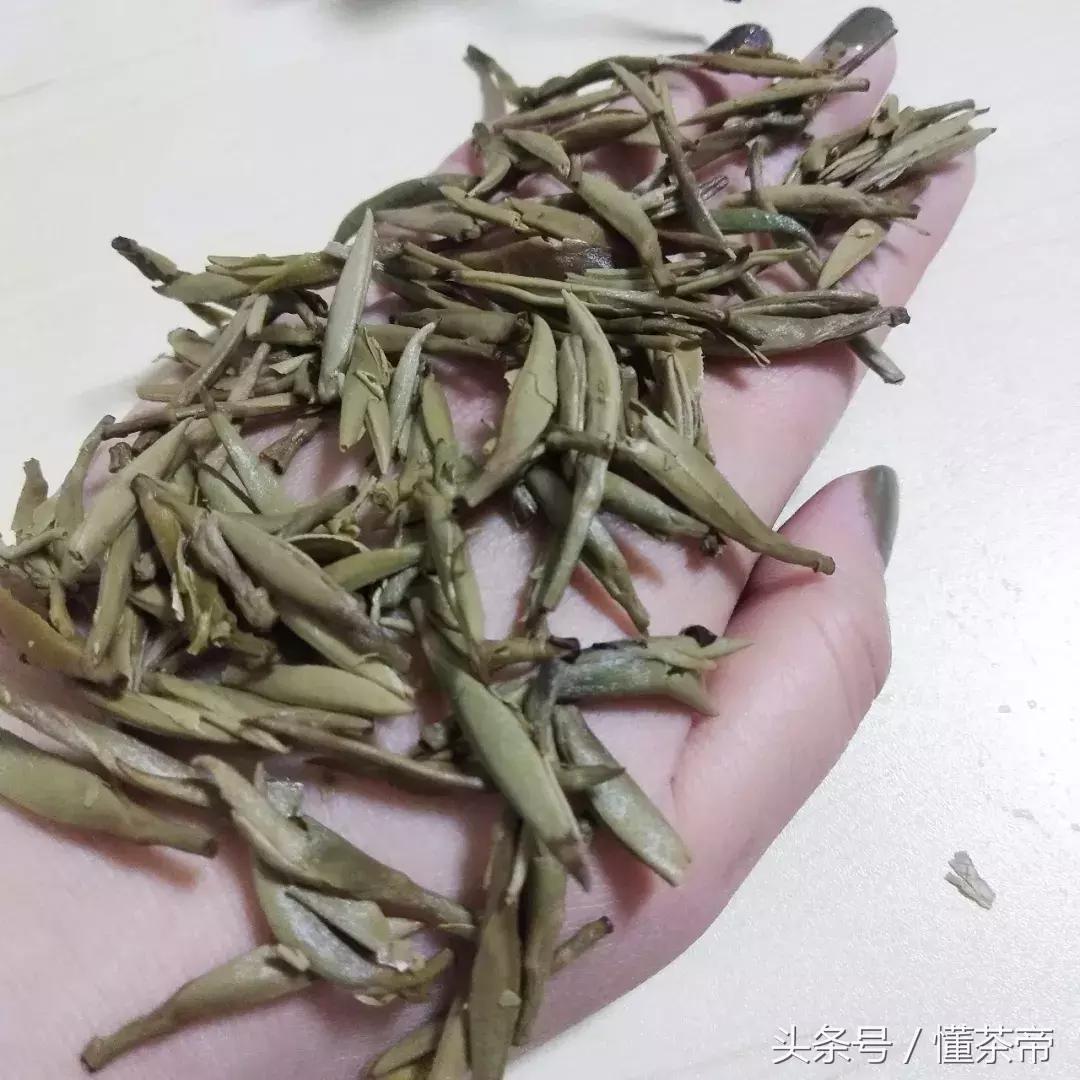 买不起香奈儿,但我喝得起啊!