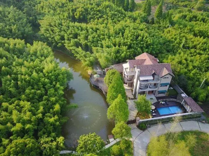 一城一色の人有德行，如水至清-德清