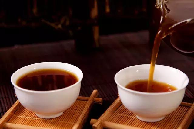 元旦假期第一日,冲壶靓茶“叹下”,关键够养生