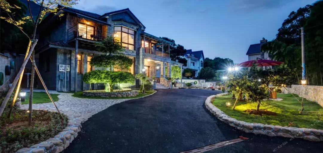 一城一色の人有德行，如水至清-德清