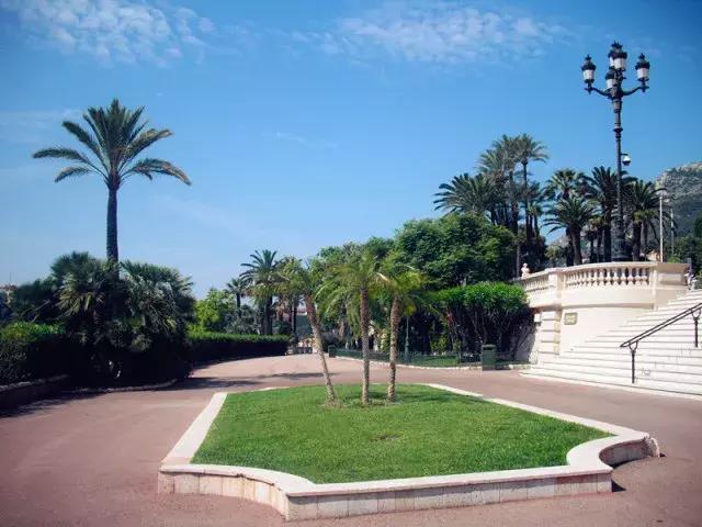 法国纪行—摩纳哥（看看F1赛道，欧洲*场赌**和摩纳哥王妃）