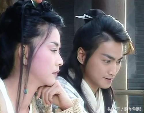 他曾是万千少女的梦中男神，为情约定三十年至今仍未娶！