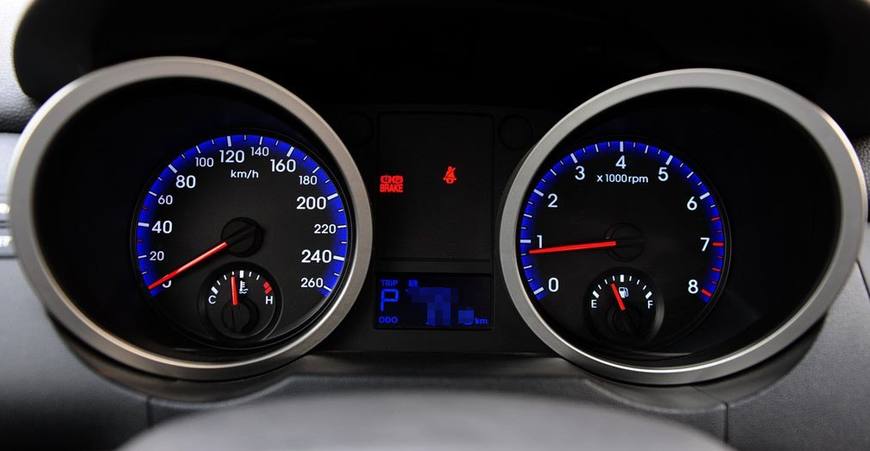 劳恩斯酷派二手爆改,二手现代劳恩斯酷派白色