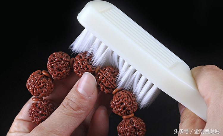 金刚菩提和核桃用什么刷子,刷金刚核桃哪种刷子最好